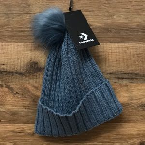 CONVERSE BEANIE WITH POM-POM BRAND NEW
